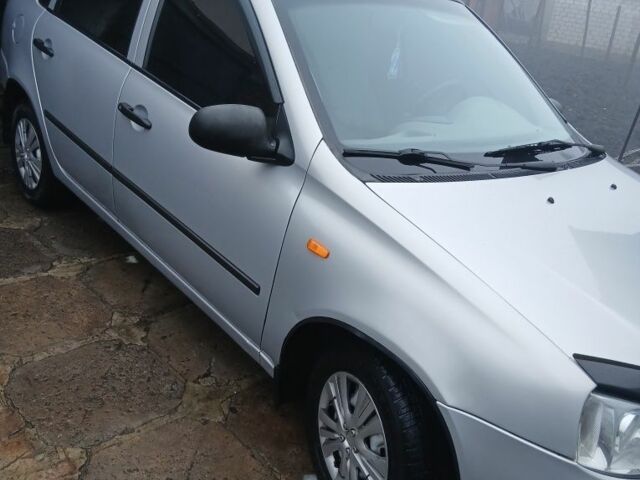 Серый ВАЗ Калина, объемом двигателя 1.6 л и пробегом 2 тыс. км за 2100 $, фото 2 на Automoto.ua