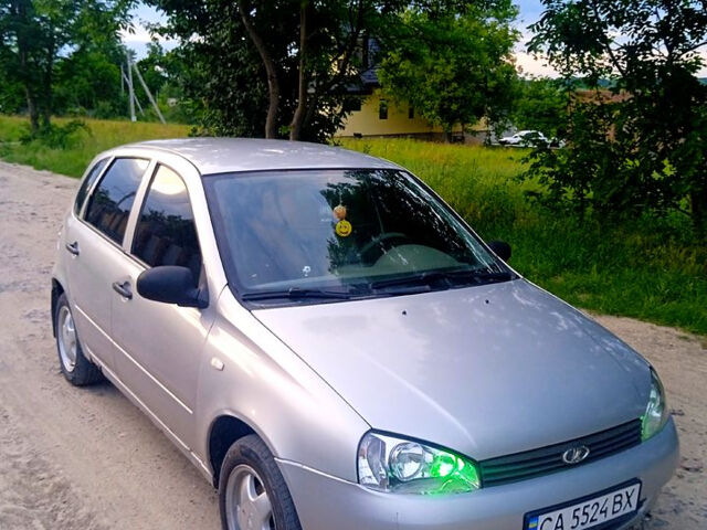 Серый ВАЗ Kalina, объемом двигателя 1.6 л и пробегом 155 тыс. км за 1500 $, фото 2 на Automoto.ua