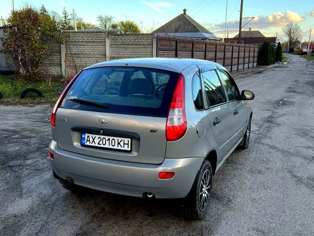 Серый ВАЗ Kalina, объемом двигателя 1.6 л и пробегом 165 тыс. км за 1750 $, фото 3 на Automoto.ua