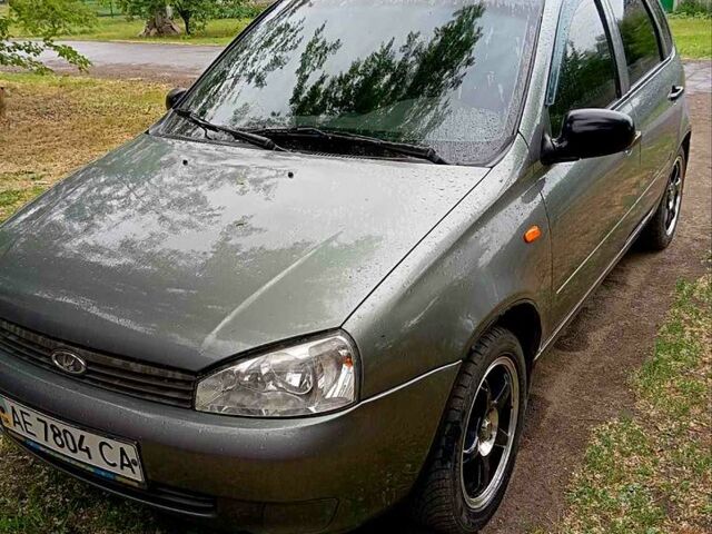 Сірий ВАЗ Kalina, об'ємом двигуна 1.6 л та пробігом 97 тис. км за 2500 $, фото 1 на Automoto.ua