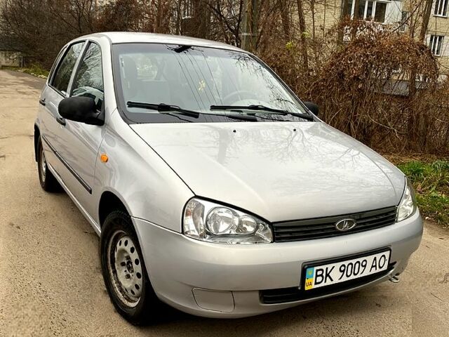 Сірий ВАЗ Kalina, об'ємом двигуна 1.4 л та пробігом 50 тис. км за 2700 $, фото 4 на Automoto.ua