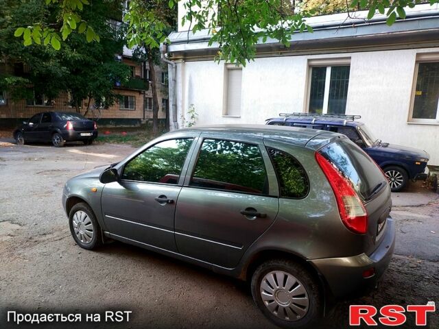 Серый ВАЗ Kalina, объемом двигателя 1.6 л и пробегом 154 тыс. км за 1800 $, фото 1 на Automoto.ua