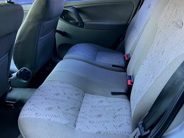 Серый ВАЗ Kalina, объемом двигателя 1.6 л и пробегом 210 тыс. км за 1799 $, фото 11 на Automoto.ua