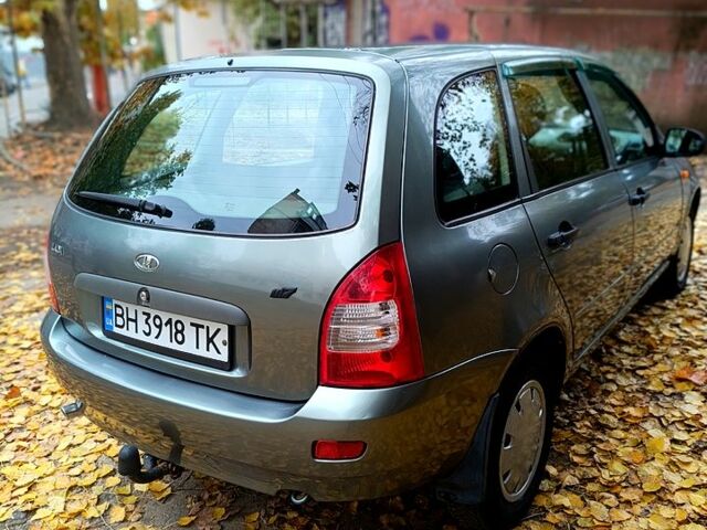Сірий ВАЗ Kalina, об'ємом двигуна 1.6 л та пробігом 136 тис. км за 2500 $, фото 3 на Automoto.ua