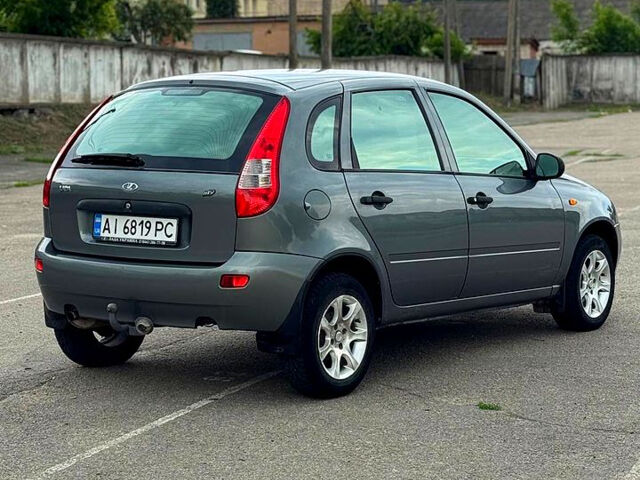 Серый ВАЗ Kalina, объемом двигателя 1.4 л и пробегом 134 тыс. км за 2000 $, фото 3 на Automoto.ua