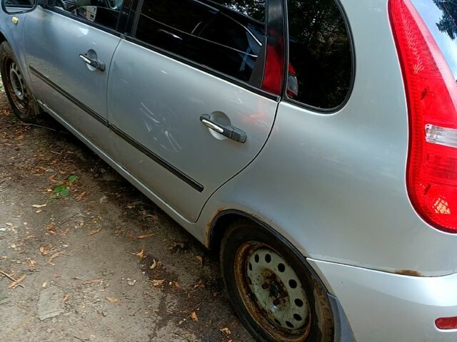 Сірий ВАЗ Kalina, об'ємом двигуна 1.4 л та пробігом 110 тис. км за 1700 $, фото 4 на Automoto.ua