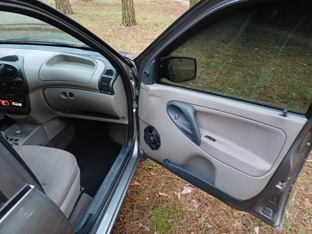 Серый ВАЗ Калина, объемом двигателя 1.6 л и пробегом 118 тыс. км за 3300 $, фото 14 на Automoto.ua