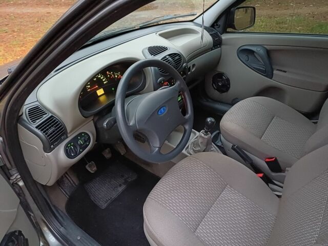 Серый ВАЗ Калина, объемом двигателя 1.6 л и пробегом 118 тыс. км за 3300 $, фото 11 на Automoto.ua