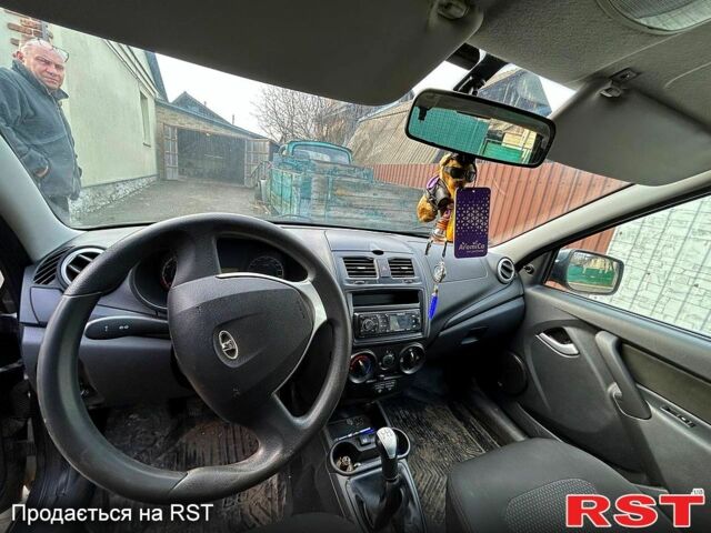 Серый ВАЗ Kalina, объемом двигателя 1.6 л и пробегом 140 тыс. км за 3899 $, фото 4 на Automoto.ua