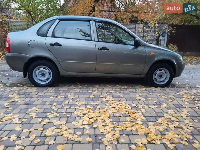 Серый ВАЗ Калина, объемом двигателя 1.6 л и пробегом 71 тыс. км за 2400 $, фото 7 на Automoto.ua