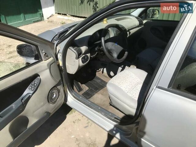 Серый ВАЗ Калина, объемом двигателя 1.6 л и пробегом 86 тыс. км за 1600 $, фото 2 на Automoto.ua