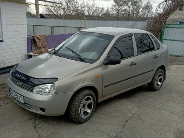 Сірий ВАЗ Калина, об'ємом двигуна 1.6 л та пробігом 195 тис. км за 2000 $, фото 5 на Automoto.ua