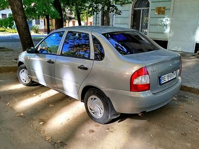 Серый ВАЗ Калина, объемом двигателя 1.6 л и пробегом 239 тыс. км за 1750 $, фото 1 на Automoto.ua