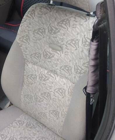 Серый ВАЗ Калина, объемом двигателя 1.6 л и пробегом 120 тыс. км за 600 $, фото 11 на Automoto.ua