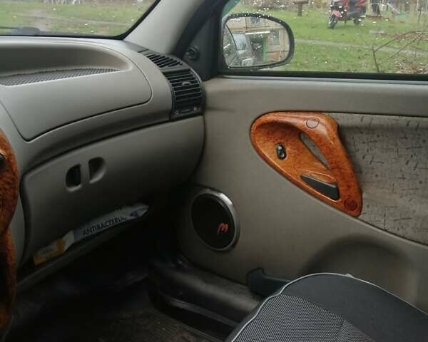 Серый ВАЗ Калина, объемом двигателя 1.6 л и пробегом 300 тыс. км за 2300 $, фото 19 на Automoto.ua