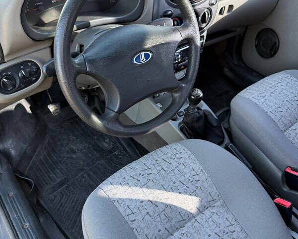 ВАЗ Калина 2006 в Чернигове на Automoto.ua Серый ВАЗ Калина, объемом двигателя 1.6 л и пробегом 240 тыс. км за 2450 $, фото 8 на Automoto.ua