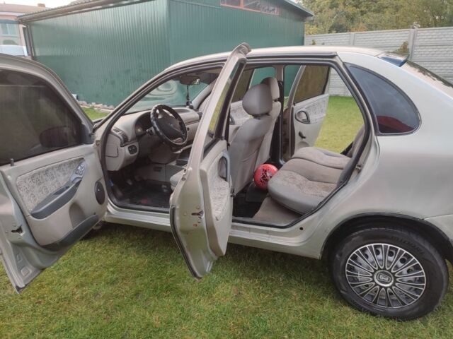 Серый ВАЗ Калина, объемом двигателя 1.6 л и пробегом 160 тыс. км за 1700 $, фото 6 на Automoto.ua