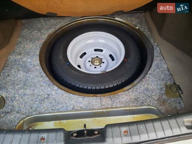 Серый ВАЗ Калина, объемом двигателя 1.6 л и пробегом 71 тыс. км за 2400 $, фото 16 на Automoto.ua