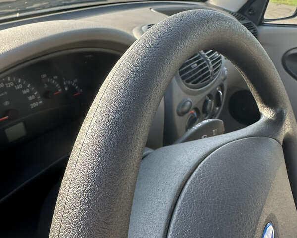 Серый ВАЗ Калина, объемом двигателя 1.6 л и пробегом 75 тыс. км за 3300 $, фото 12 на Automoto.ua