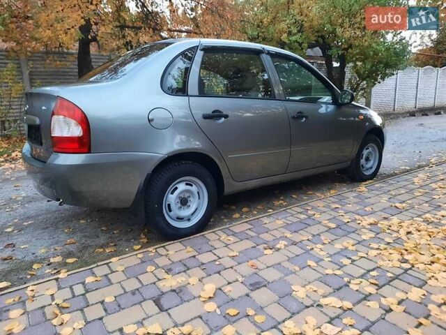 Серый ВАЗ Калина, объемом двигателя 1.6 л и пробегом 71 тыс. км за 2600 $, фото 2 на Automoto.ua