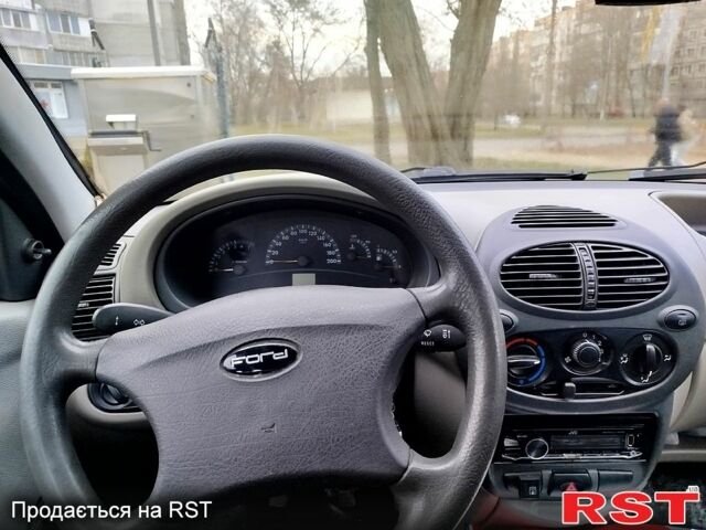 Серый ВАЗ Калина, объемом двигателя 1.6 л и пробегом 239 тыс. км за 1750 $, фото 7 на Automoto.ua