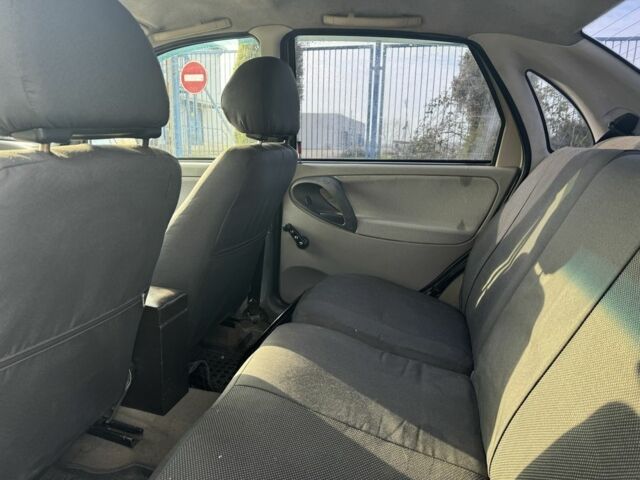 Сірий ВАЗ Калина, об'ємом двигуна 1.6 л та пробігом 140 тис. км за 1450 $, фото 5 на Automoto.ua