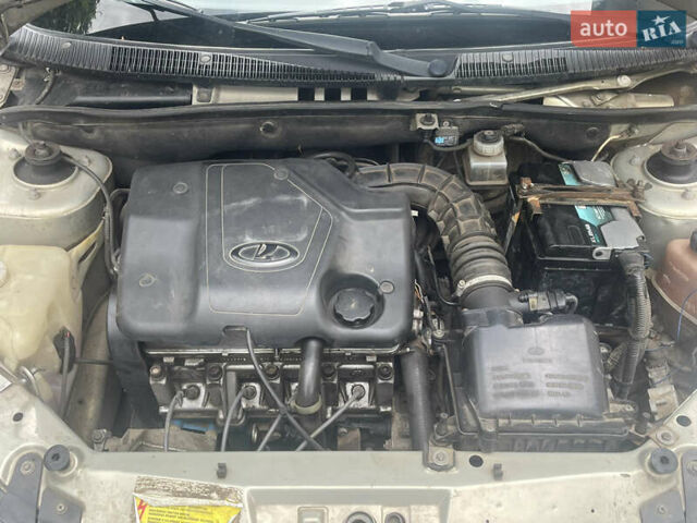 Серый ВАЗ Калина, объемом двигателя 1.6 л и пробегом 123 тыс. км за 2400 $, фото 19 на Automoto.ua