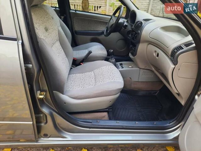 Серый ВАЗ Калина, объемом двигателя 1.6 л и пробегом 71 тыс. км за 2400 $, фото 13 на Automoto.ua