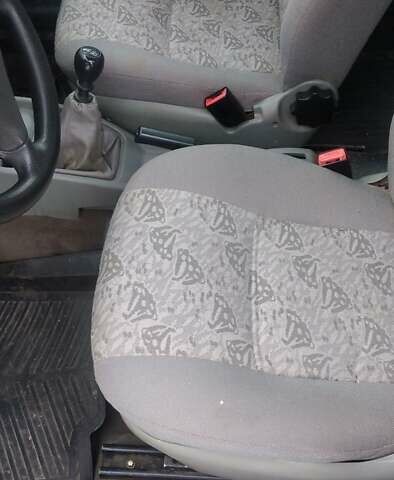 Серый ВАЗ Калина, объемом двигателя 1.6 л и пробегом 120 тыс. км за 600 $, фото 10 на Automoto.ua