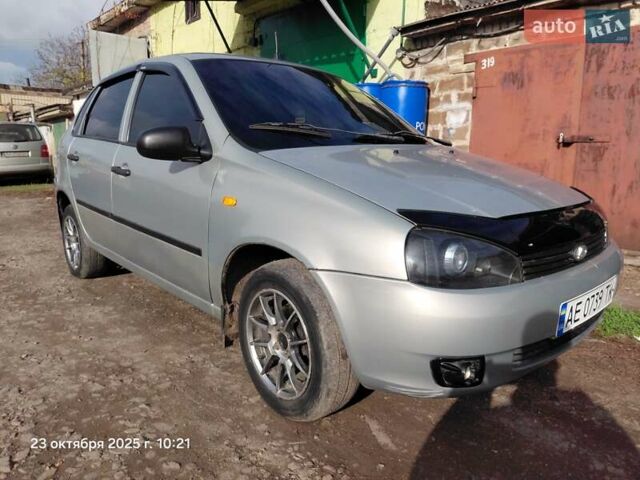 Серый ВАЗ Калина, объемом двигателя 1.6 л и пробегом 276 тыс. км за 2500 $, фото 2 на Automoto.ua
