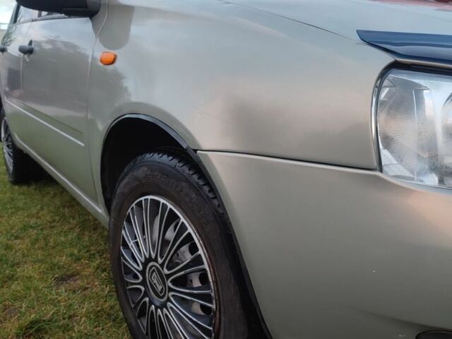 Серый ВАЗ Калина, объемом двигателя 1.6 л и пробегом 160 тыс. км за 1700 $, фото 7 на Automoto.ua