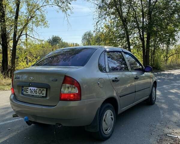 Серый ВАЗ Калина, объемом двигателя 1.6 л и пробегом 198 тыс. км за 1800 $, фото 7 на Automoto.ua