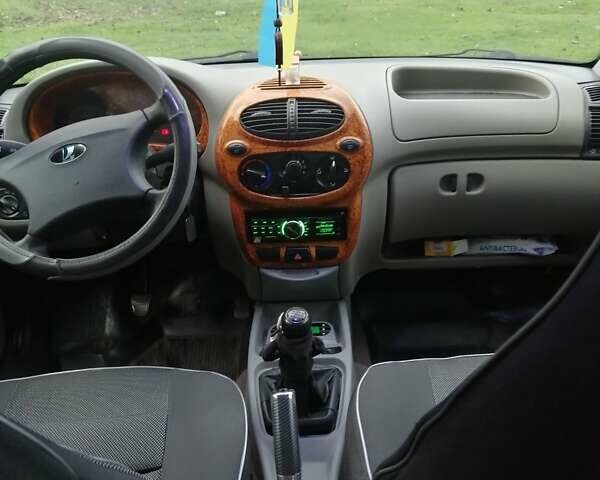 Серый ВАЗ Калина, объемом двигателя 1.6 л и пробегом 300 тыс. км за 2300 $, фото 13 на Automoto.ua