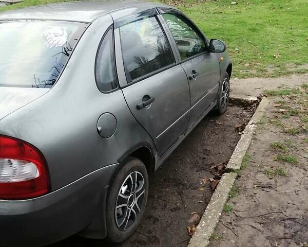 Серый ВАЗ Калина, объемом двигателя 1.6 л и пробегом 300 тыс. км за 2300 $, фото 7 на Automoto.ua