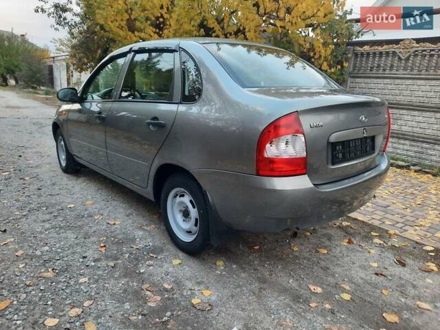 Серый ВАЗ Калина, объемом двигателя 1.6 л и пробегом 71 тыс. км за 2600 $, фото 3 на Automoto.ua