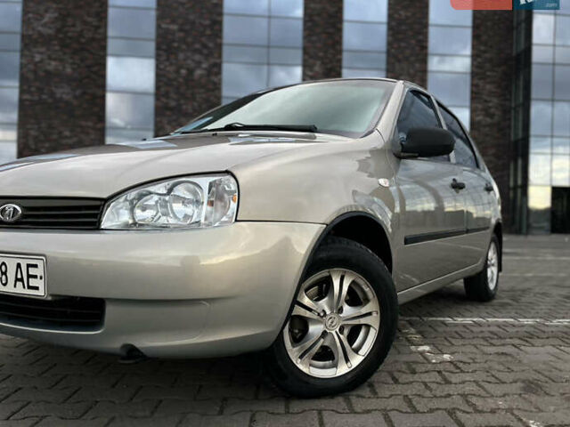 Сірий ВАЗ Калина, об'ємом двигуна 1.6 л та пробігом 190 тис. км за 1990 $, фото 3 на Automoto.ua