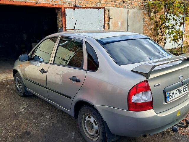 Сірий ВАЗ Kalina, об'ємом двигуна 1.6 л та пробігом 175 тис. км за 2000 $, фото 3 на Automoto.ua