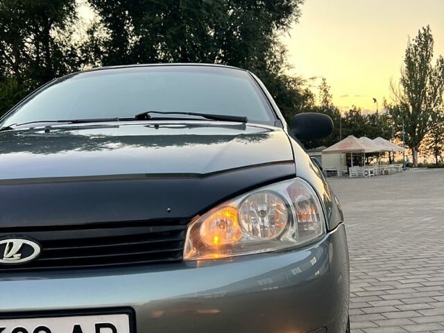 Серый ВАЗ Kalina, объемом двигателя 1.6 л и пробегом 204 тыс. км за 2500 $, фото 5 на Automoto.ua