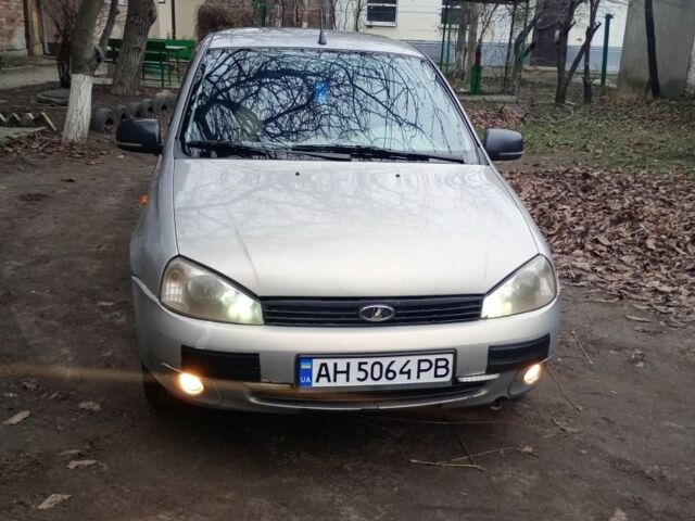 Серый ВАЗ Калина, объемом двигателя 1.6 л и пробегом 240 тыс. км за 2099 $, фото 3 на Automoto.ua