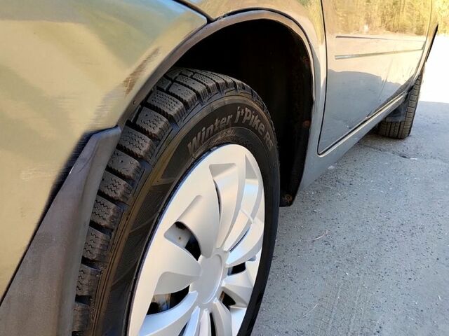 Серый ВАЗ Kalina, объемом двигателя 1.6 л и пробегом 240 тыс. км за 2300 $, фото 3 на Automoto.ua