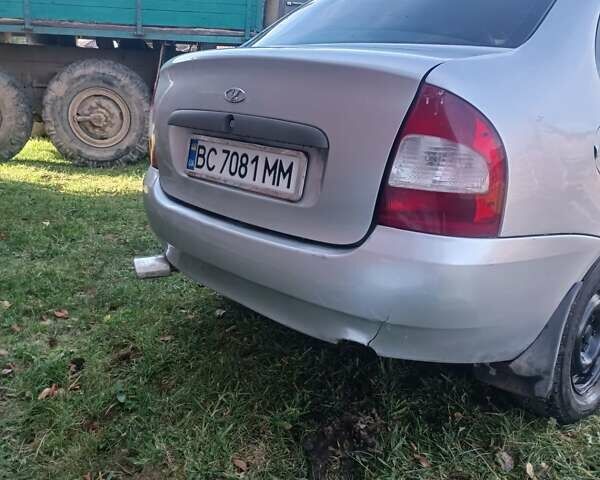 Серый ВАЗ Калина, объемом двигателя 1.6 л и пробегом 55 тыс. км за 1350 $, фото 6 на Automoto.ua