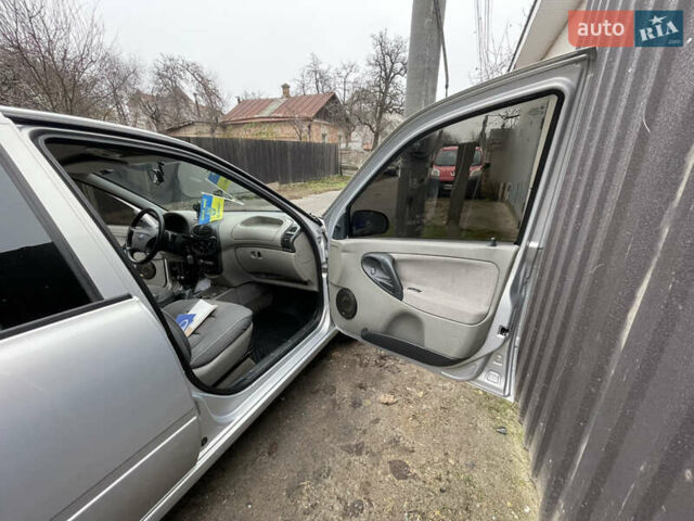 Сірий ВАЗ Калина, об'ємом двигуна 1.6 л та пробігом 140 тис. км за 2600 $, фото 9 на Automoto.ua