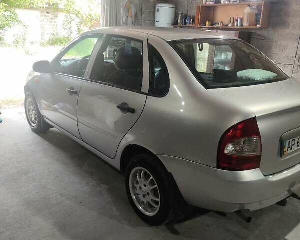 Сірий ВАЗ Калина, об'ємом двигуна 1.6 л та пробігом 188 тис. км за 1900 $, фото 2 на Automoto.ua