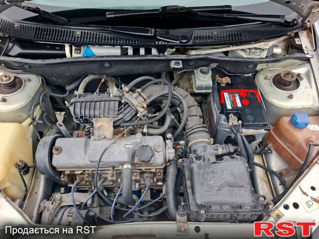 Серый ВАЗ Kalina, объемом двигателя 1.6 л и пробегом 112 тыс. км за 1070 $, фото 4 на Automoto.ua