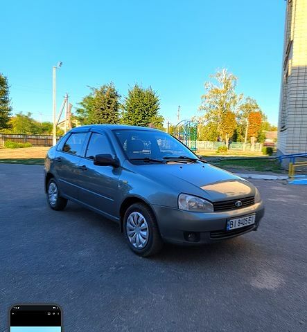 Серый ВАЗ Kalina, объемом двигателя 1.6 л и пробегом 240 тыс. км за 2399 $, фото 1 на Automoto.ua