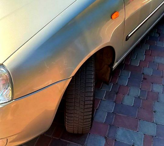 Серый ВАЗ Kalina, объемом двигателя 1.6 л и пробегом 62 тыс. км за 3000 $, фото 7 на Automoto.ua