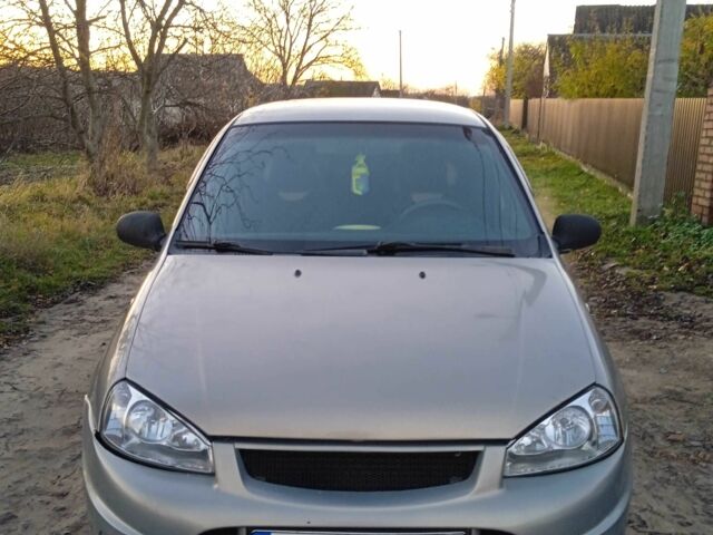 Сірий ВАЗ Калина, об'ємом двигуна 1.6 л та пробігом 280 тис. км за 1900 $, фото 1 на Automoto.ua