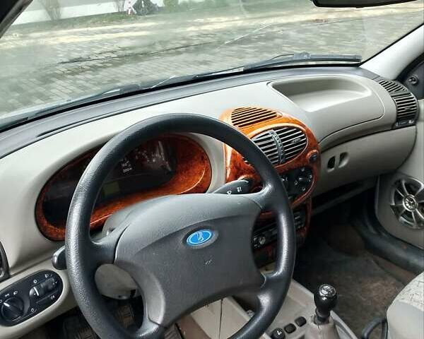 Серый ВАЗ Калина, объемом двигателя 1.6 л и пробегом 127 тыс. км за 1450 $, фото 7 на Automoto.ua