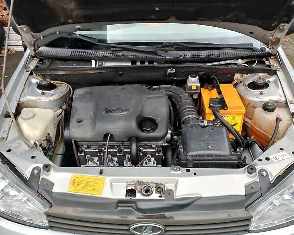 Серый ВАЗ Калина, объемом двигателя 1.6 л и пробегом 127 тыс. км за 1450 $, фото 10 на Automoto.ua