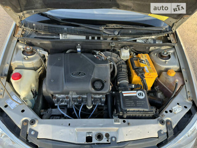Серый ВАЗ Калина, объемом двигателя 1.6 л и пробегом 194 тыс. км за 2300 $, фото 14 на Automoto.ua